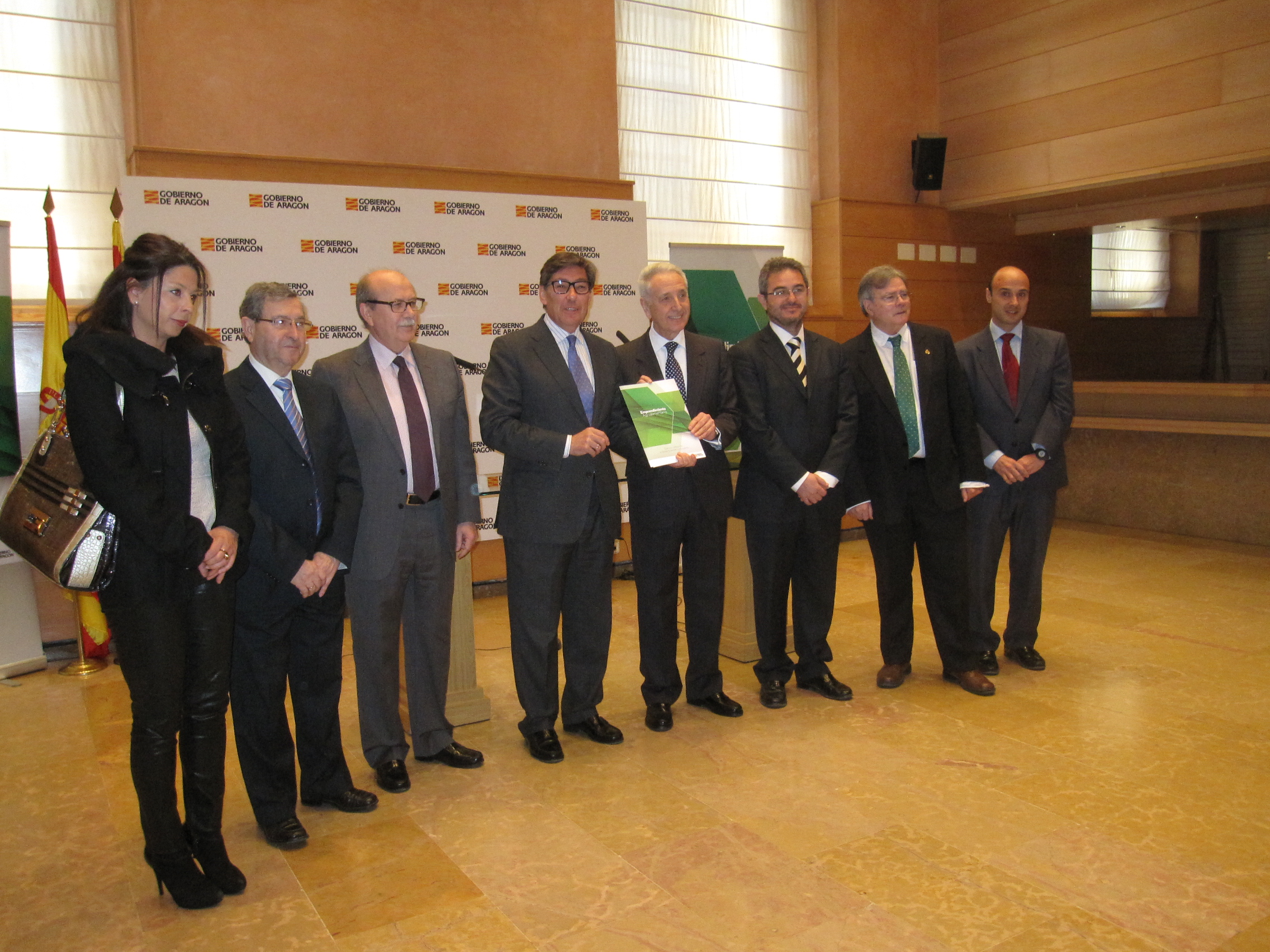 En este momento estás viendo El Gobierno de Aragón y las industrias del sector ponen en marcha el Programa de Emprendimiento Agroalimentario